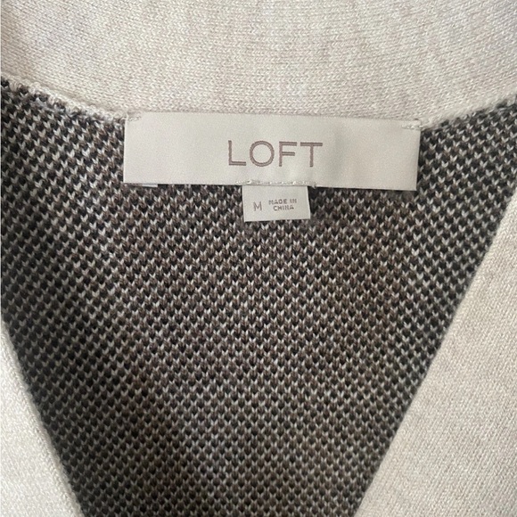 LOFT Beige, Black, & Brown Plaid V-Neck Button Down Cardigan Sweater ~ Size M - Picture 2 of 8